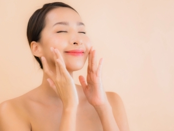 Korean Skincare for Sensitive Skin: Gentle Products That Actually Work image